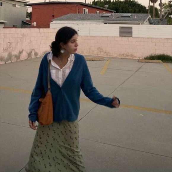 INDIE GRUNGE AESTHETIC MYSTERY BOX - Picture 2 of 9